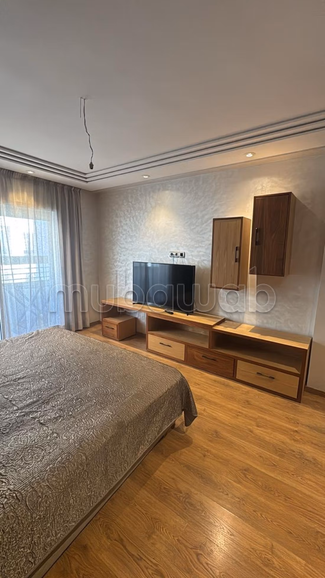 Superb appartement de 200 m2 entiérement meublé