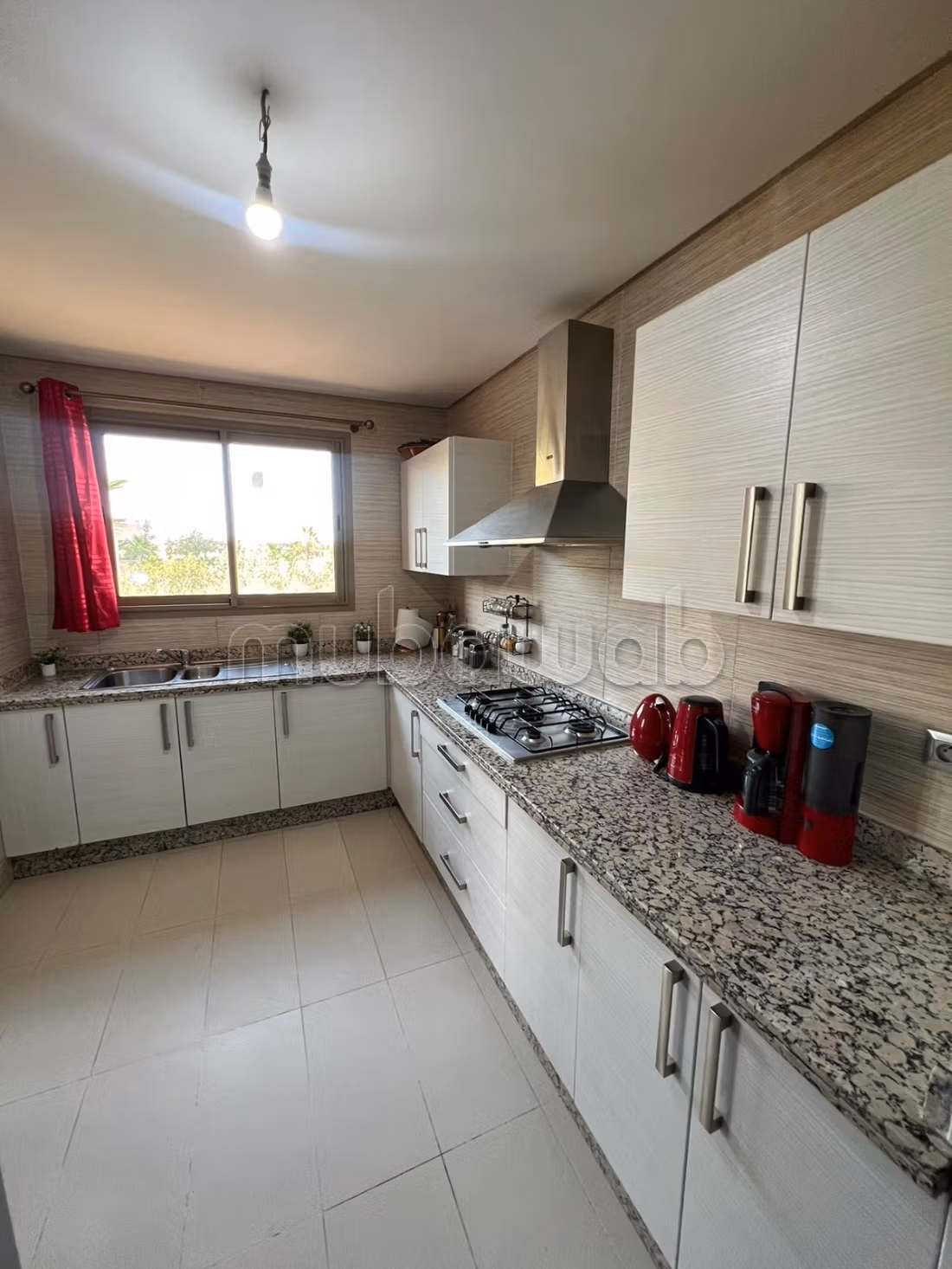 Alquila este piso en Boulevard Med 6. Superficie 180 m². Armarios