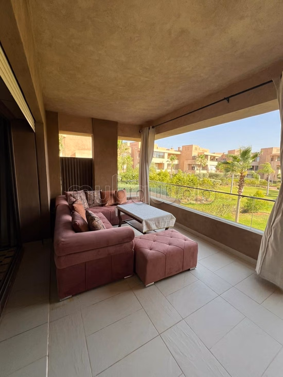 Alquila este piso en Boulevard Med 6. Superficie 180 m². Armarios