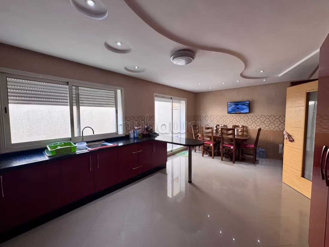 Villa 200 m² à Bouskoura Ville — 22