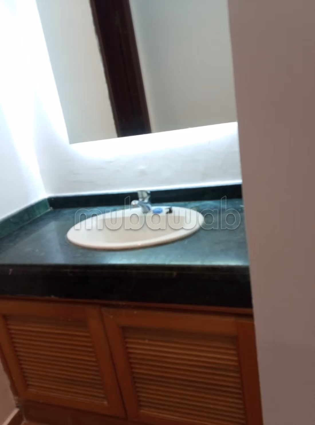Maison de luxe à louer à Dar Bouazza.
Surface totale 300 m²