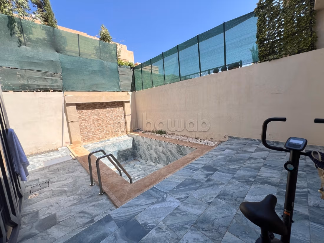 Villa de 241 m² en venta a Abwab Marrakech Marrakech