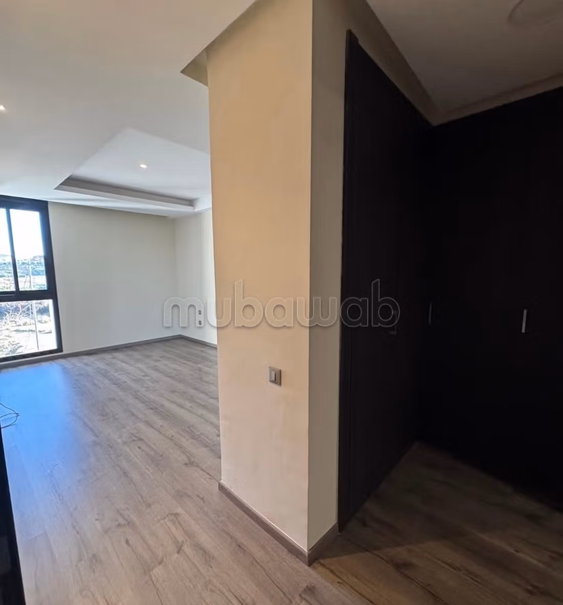 Superb empty apartment for rent in Ain Diab