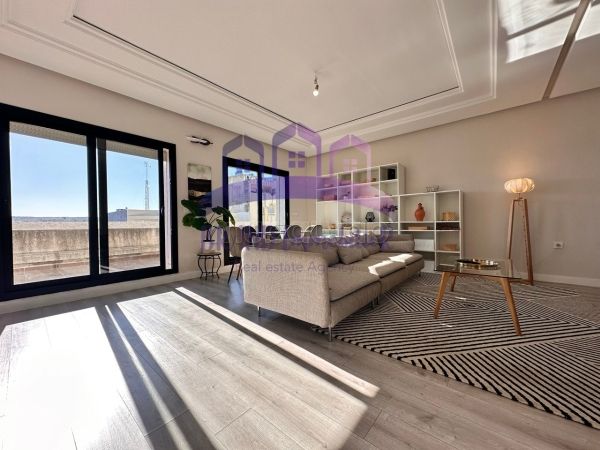 Bel appartement 4 chambres avec terrasse à vendre