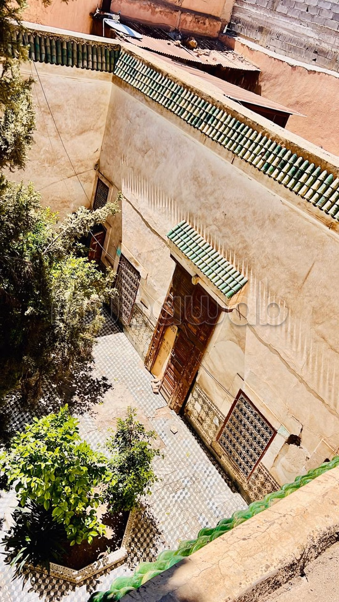 Riad titré à vendre proche du musée benyoussef
