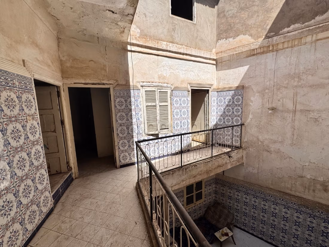 Riad localisation en or