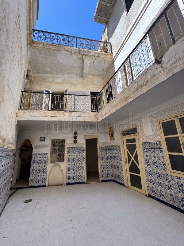Riad localisation en or
