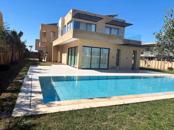 Elegante Villa di Lusso sulla Strada di Ourika