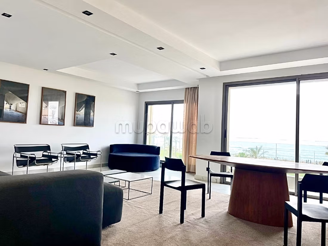 Louez cet appartement à Ain Diab. 3 belles chambres. Meublé — 6