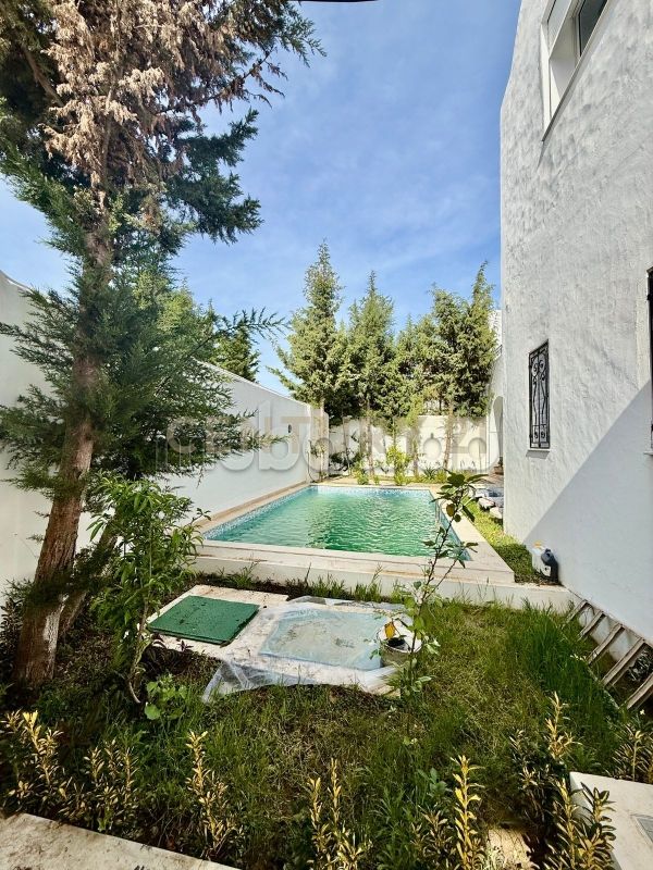 À louer villa S4 meublé Zone Hôtel RIBAT Hammamet