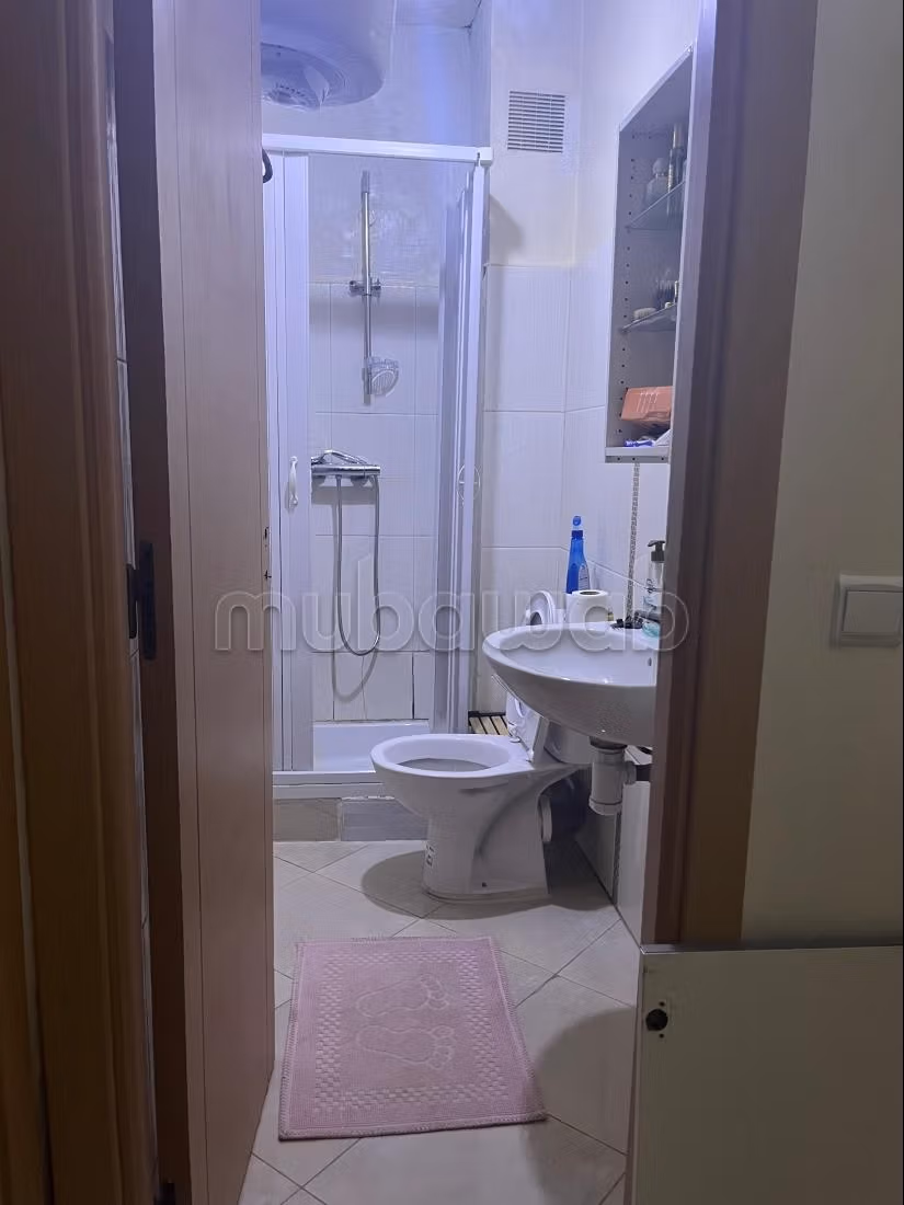 Superbe appartement à vendre à Errahma.
Surface totale 58 m².
Meublé