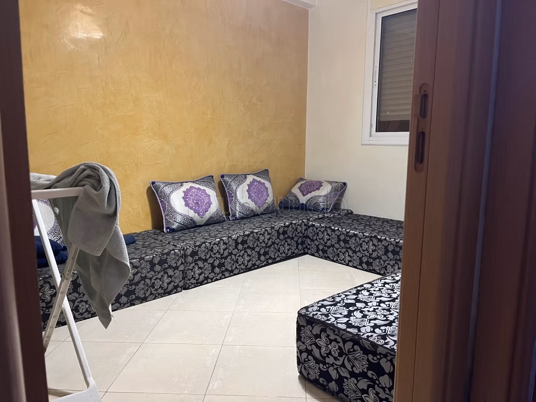 Superbe appartement à vendre à Errahma.
Surface totale 58 m².
Meublé