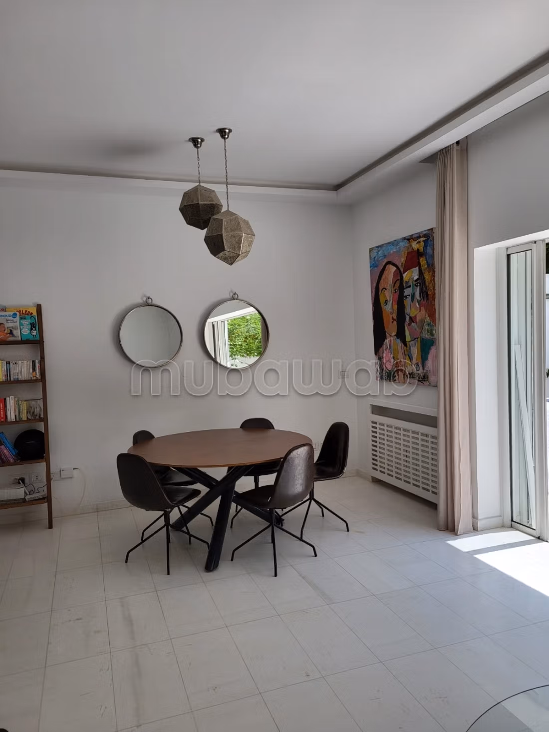 Furnished triplex with pool in Gammarth