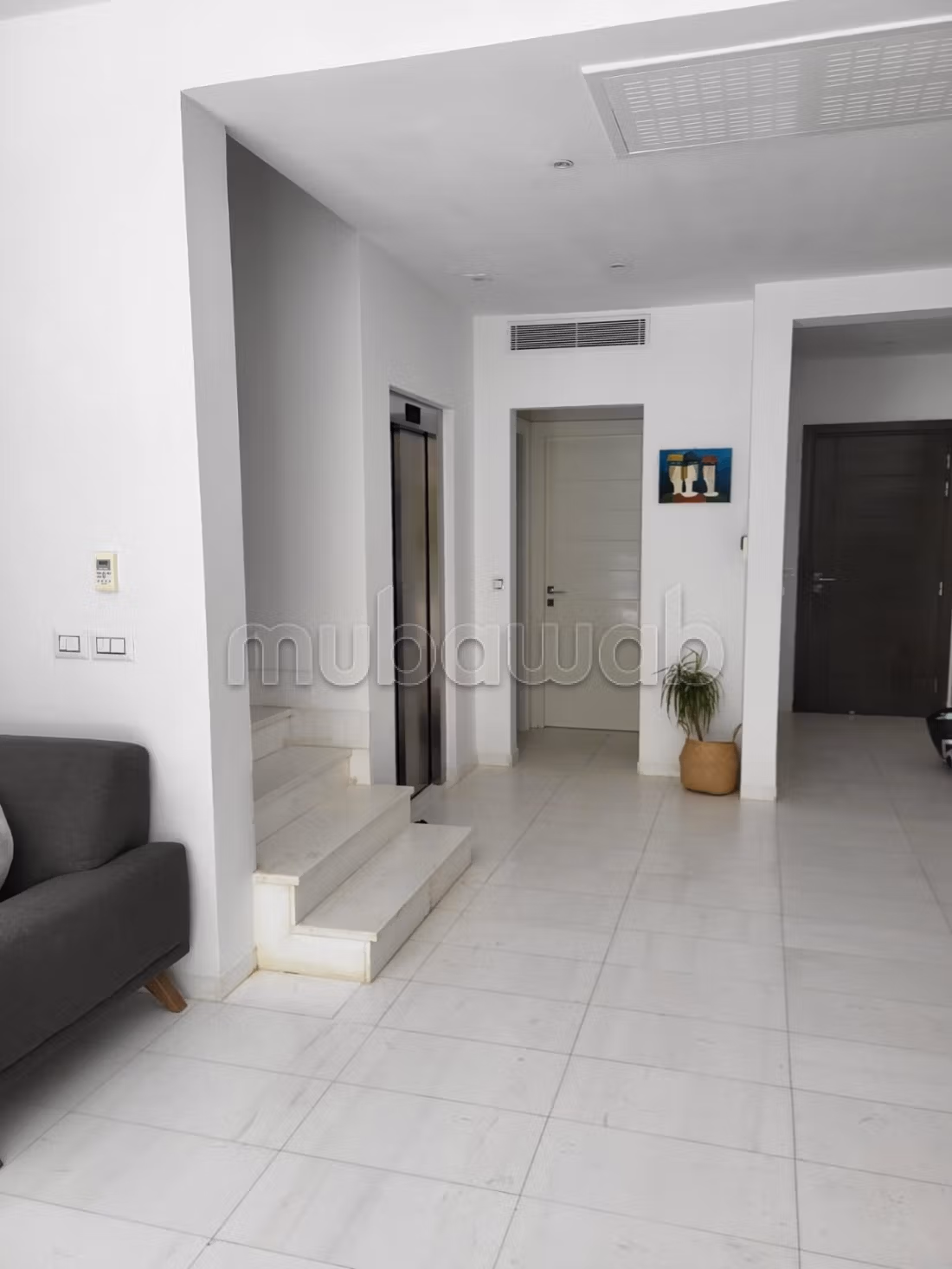 Furnished triplex with pool in Gammarth