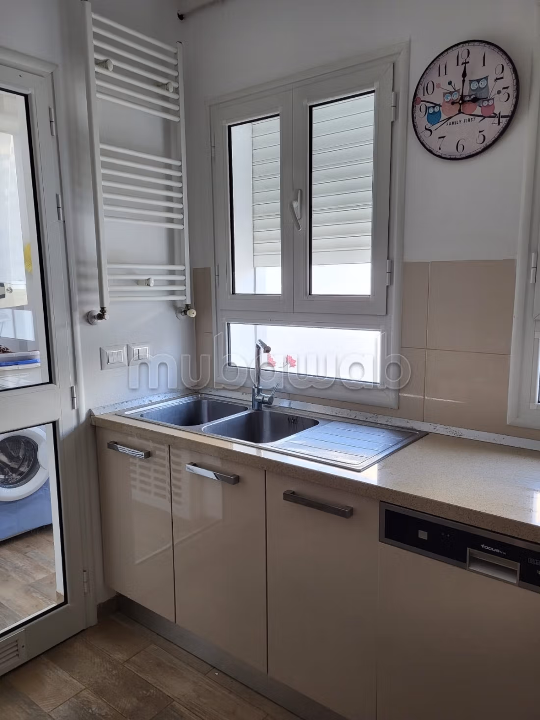 Furnished triplex with pool in Gammarth