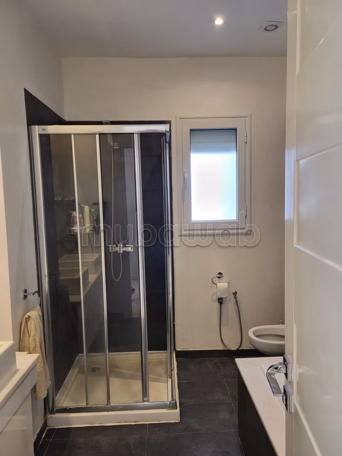 Furnished triplex with pool in Gammarth