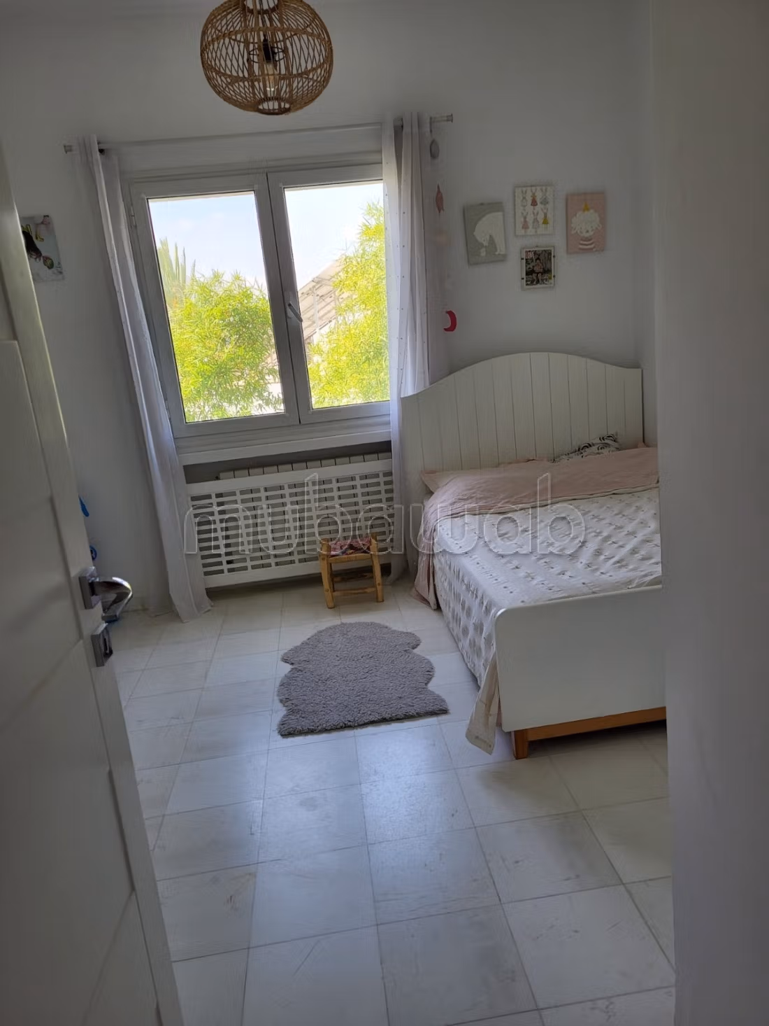 Furnished triplex with pool in Gammarth