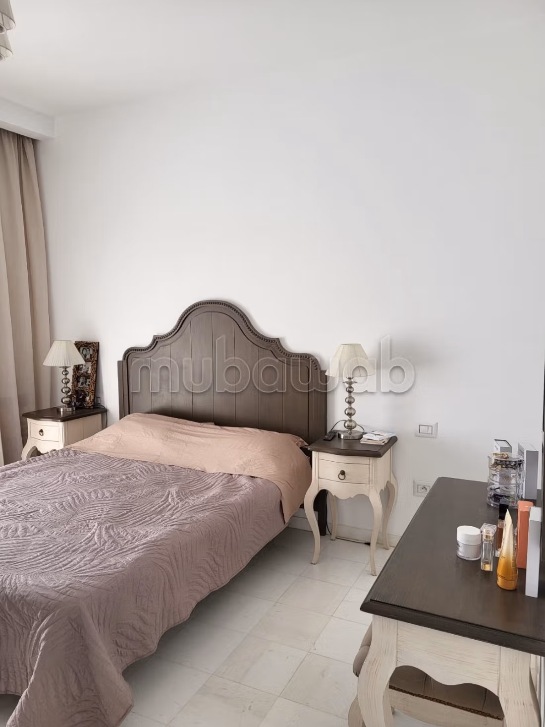 Furnished triplex with pool in Gammarth