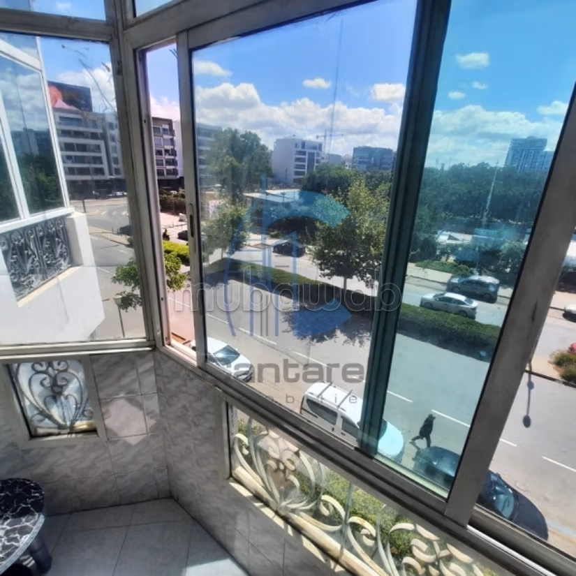 In affitto - Appartamento arredato ristrutturato con balcone e