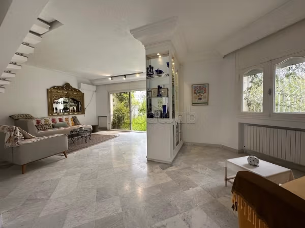 A villa for sale in Sidi ABDLAZIZ, La Marsa