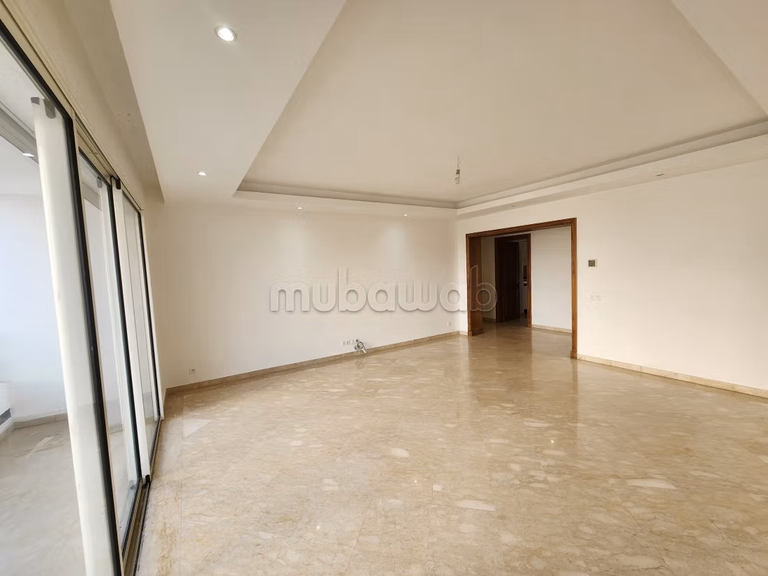 Bel appartement moderne à vendre plein Racine — 2