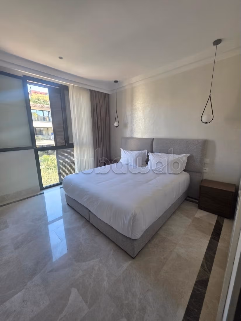Superbe appartement à louer à M Avenue. 1 chambre. Bien meublé