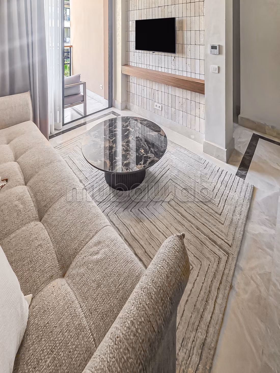 Superbe appartement à louer à M Avenue. 1 chambre. Bien meublé
