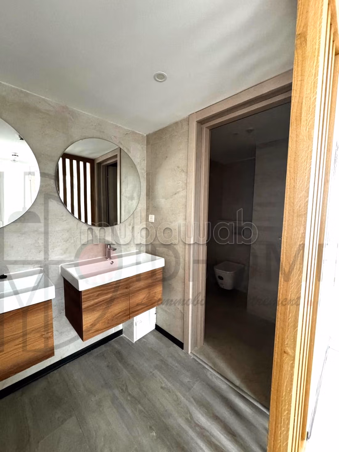 Modern open space of 250m² for rent