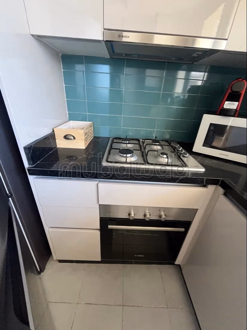 Ain diab extension: appartement de 103 m2 en location. 3 chambres. Meublé dans Résidence avec piscines — 3