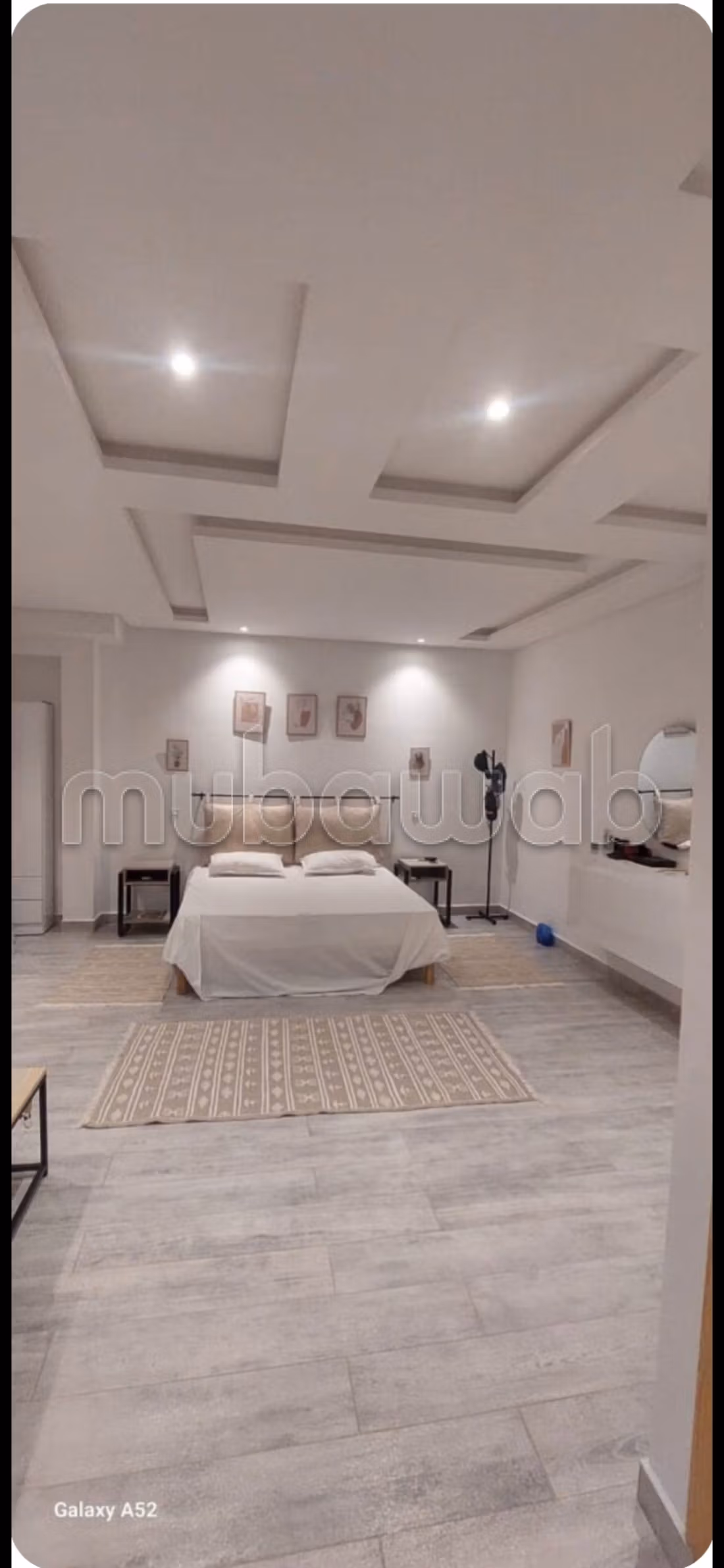 Location saisonnière à Hammamet. 
Surface de 250 m². 
Parking et terrasse