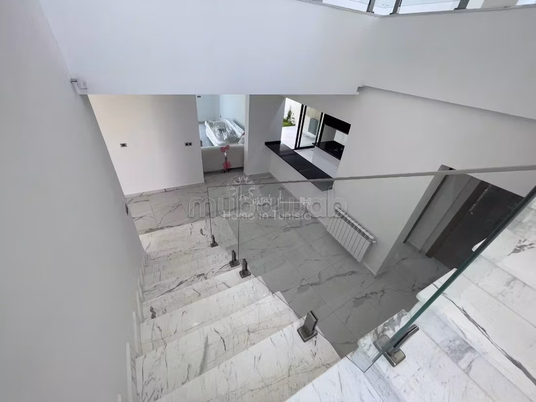 For Sale - Villa with Pool in Kalâa Kebira
