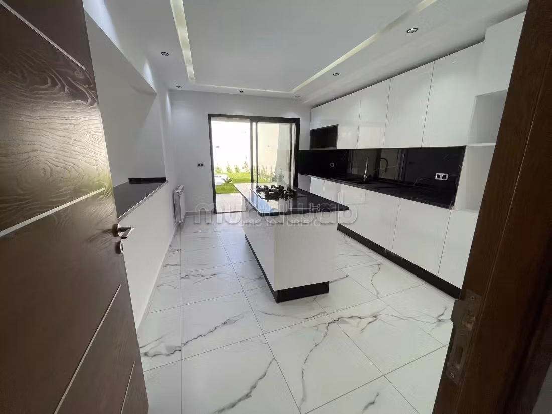 For Sale - Villa with Pool in Kalâa Kebira