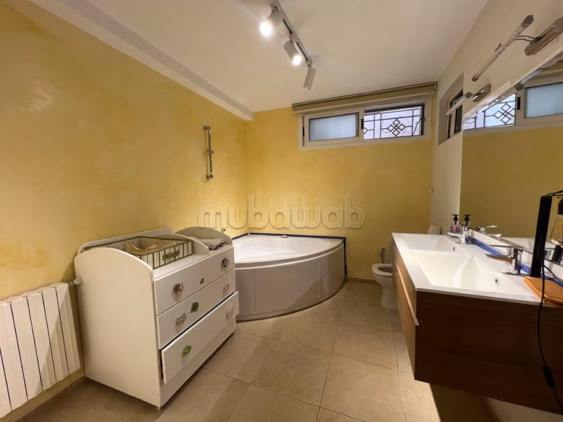 Duplex S4 avec terrasse, Marsa Cube