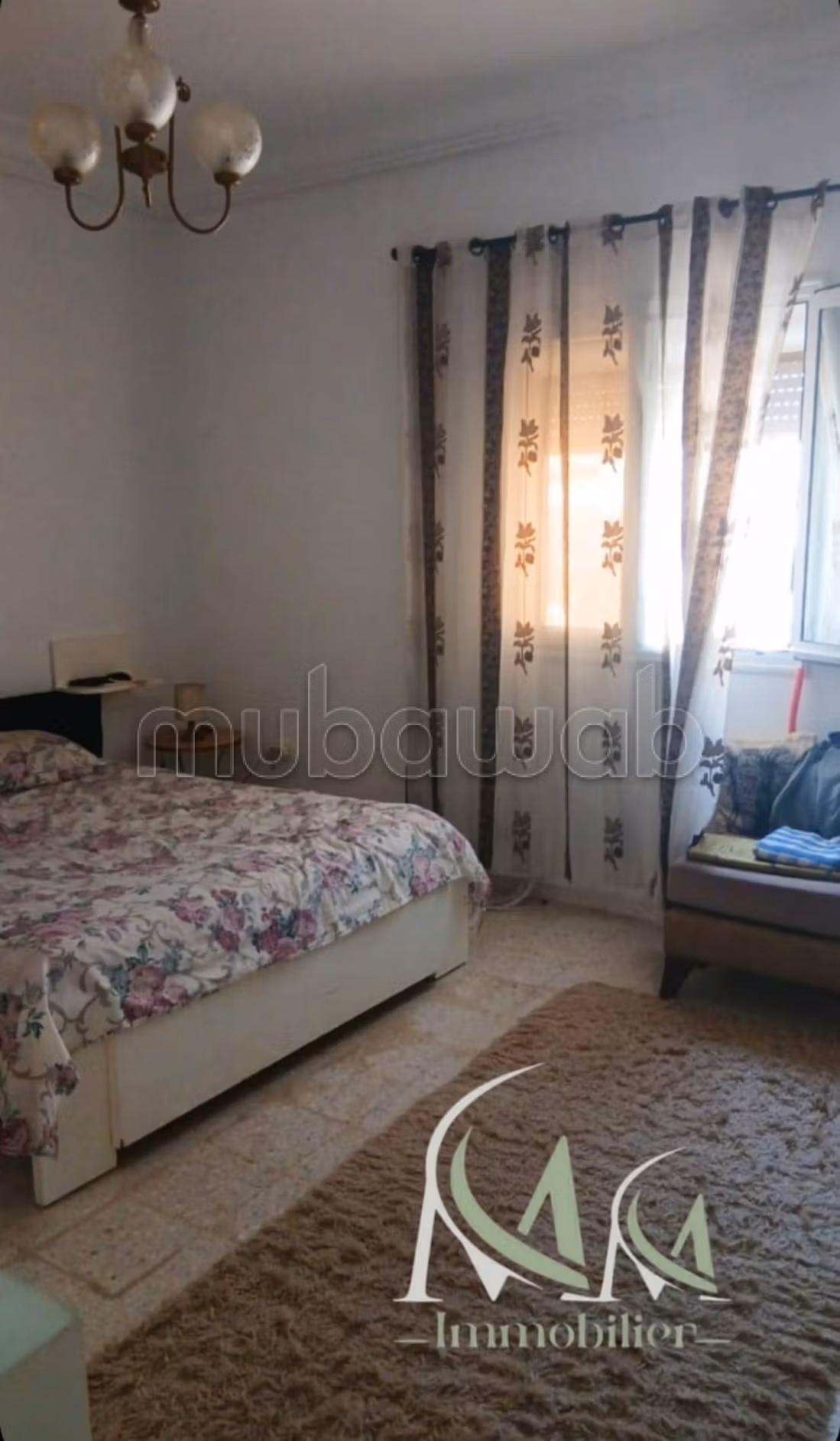 Casa divisa in 4 appartamenti proprietà commerciale