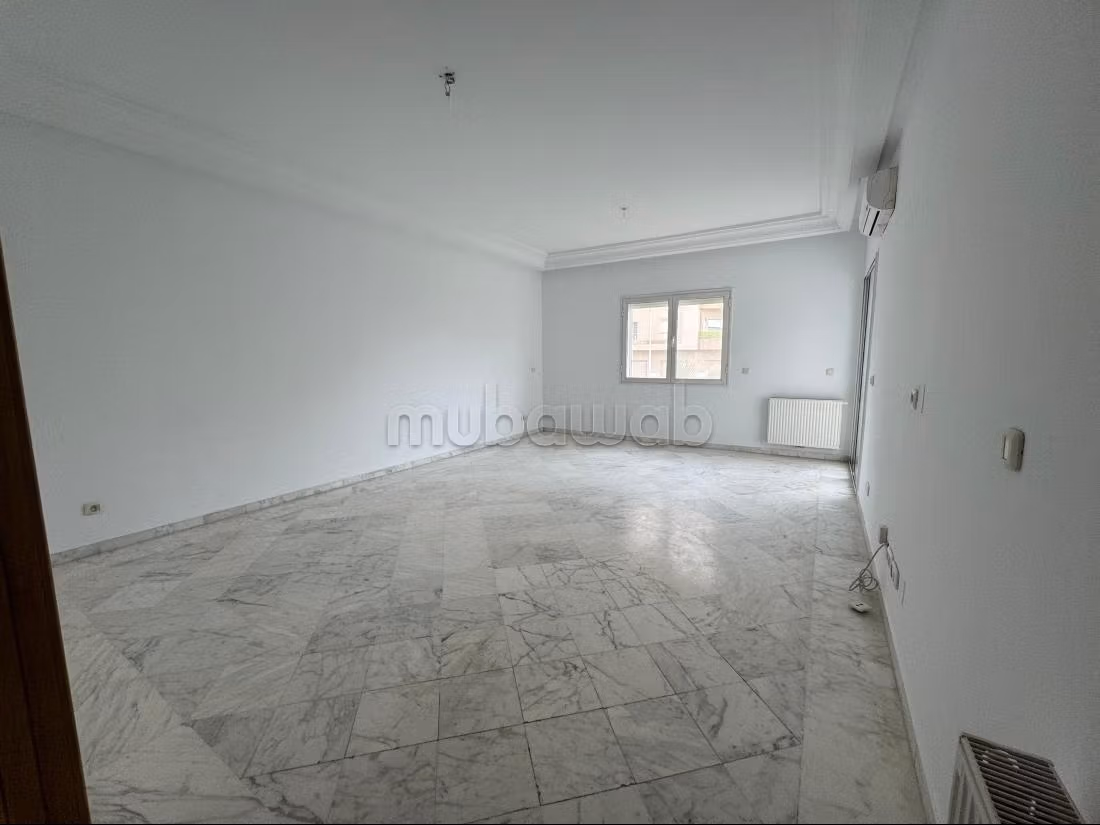 Apartment for rent in Les Berges Du Lac 2.3 lovely rooms. Double glazing and central heating