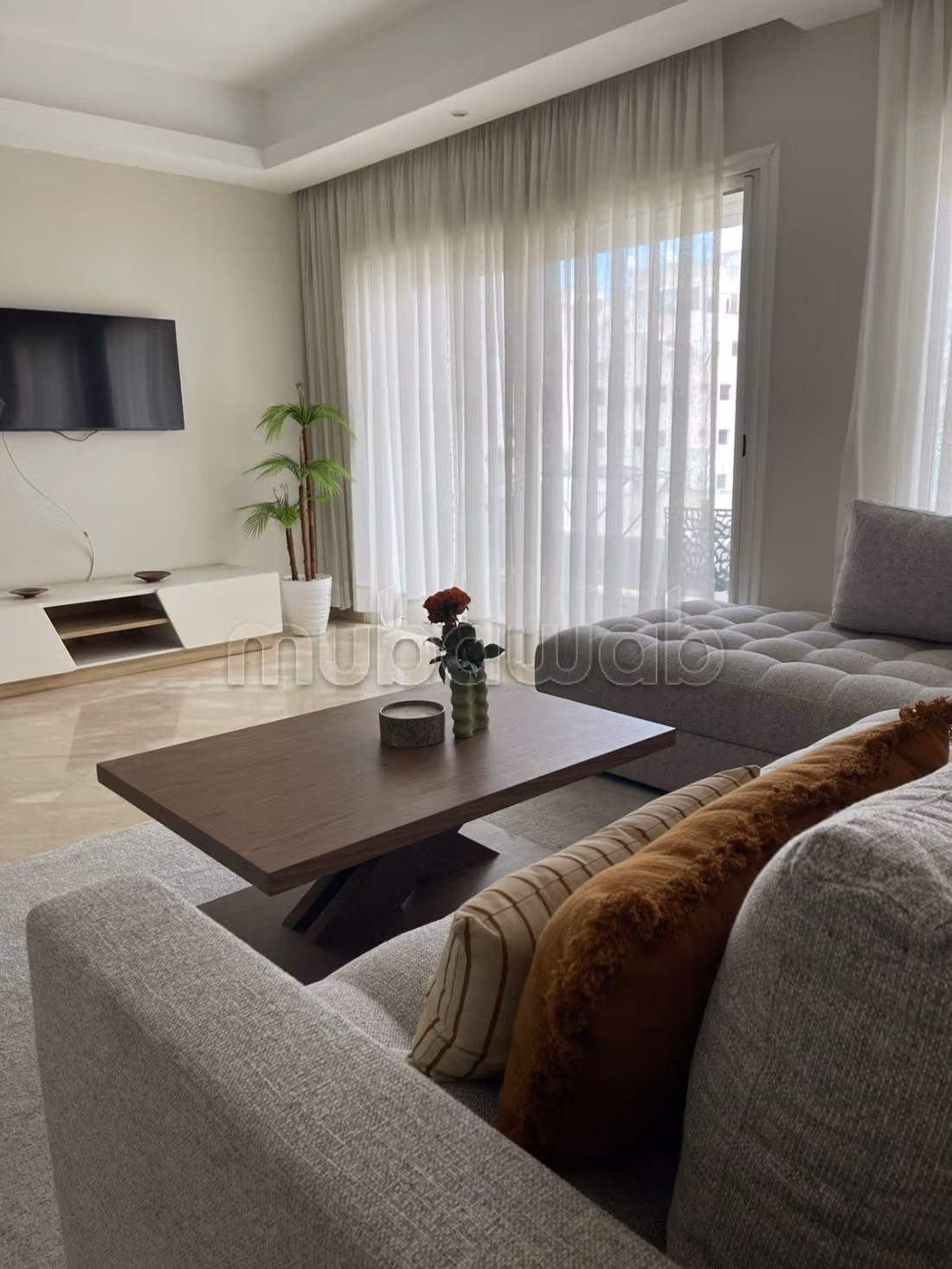 Superbe appartement à louer à Racine. 2 pièces. Bien meublé — 4