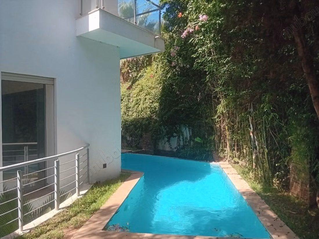 Villa à louer à AIN DIAB EXTENSION