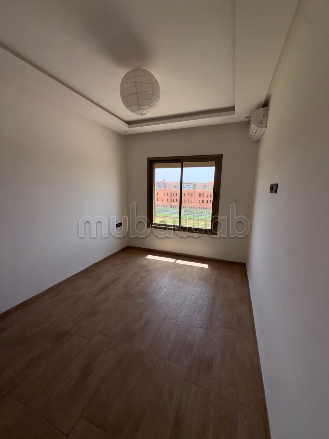 Appartement non meublé 2ch / Quartier Victor Hugo — 3
