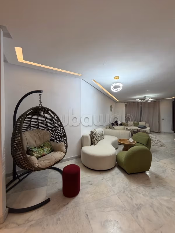 شقة جميلة للكراء ب بوركون الغربي. 3 غرف. مفروشة