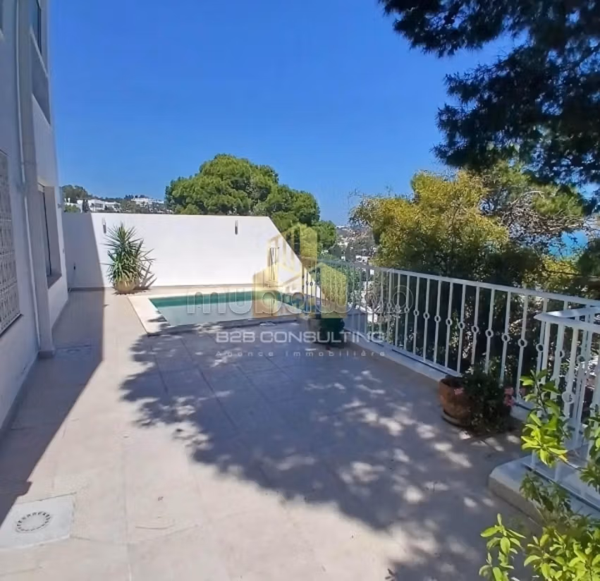 Location villa s 4 avec vue mer a la marsa