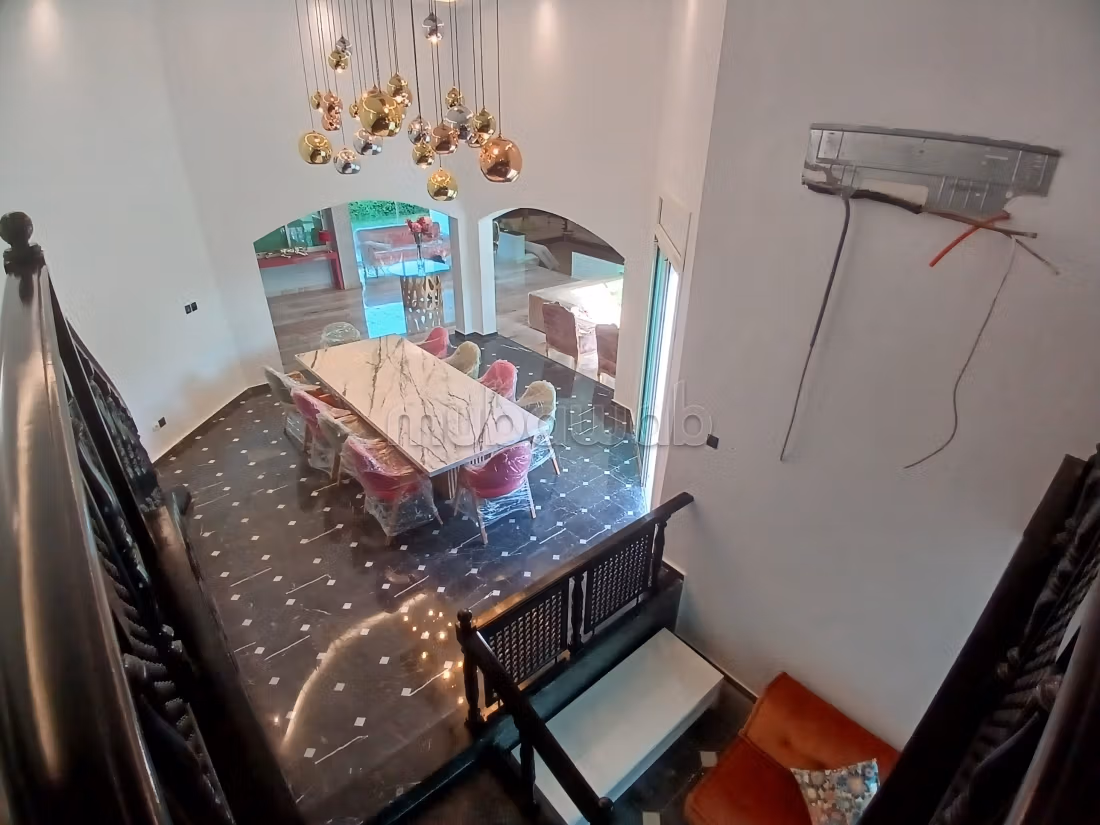 Una magnifica villa arredata da affittare