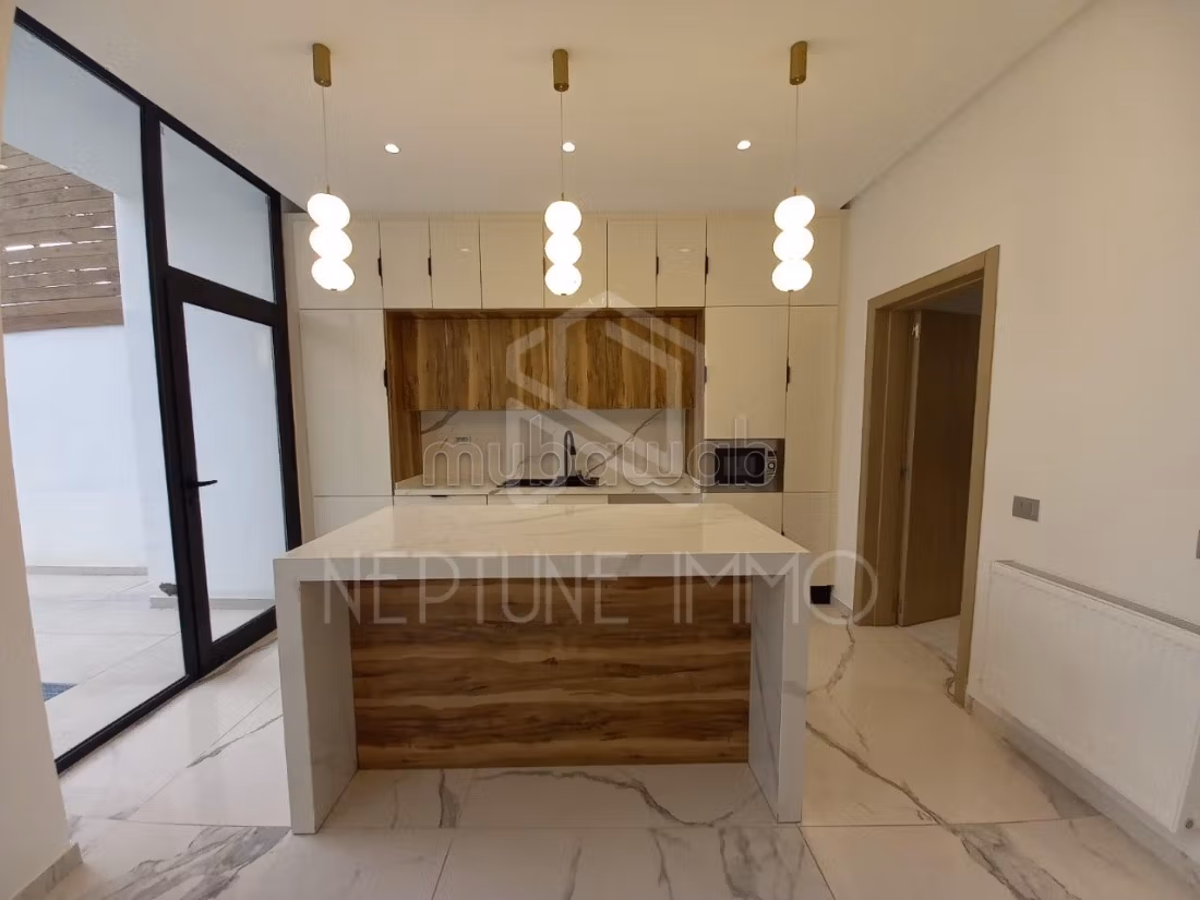 A vendre superbe villa jumelée avec piscine