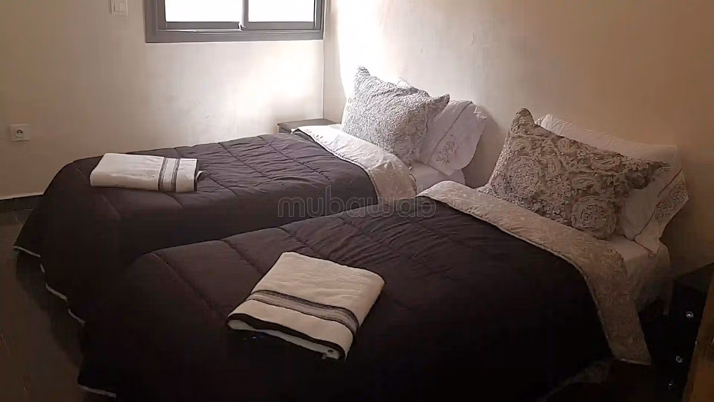 Appartement de 3 chambres semi meublé sur gueliz