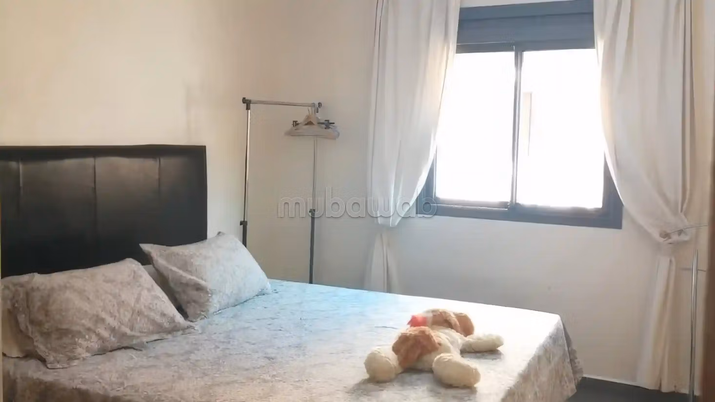 Appartement de 3 chambres semi meublé sur gueliz