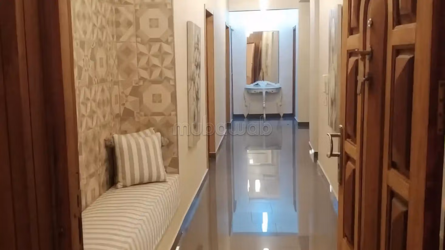 Appartement de 3 chambres semi meublé sur gueliz