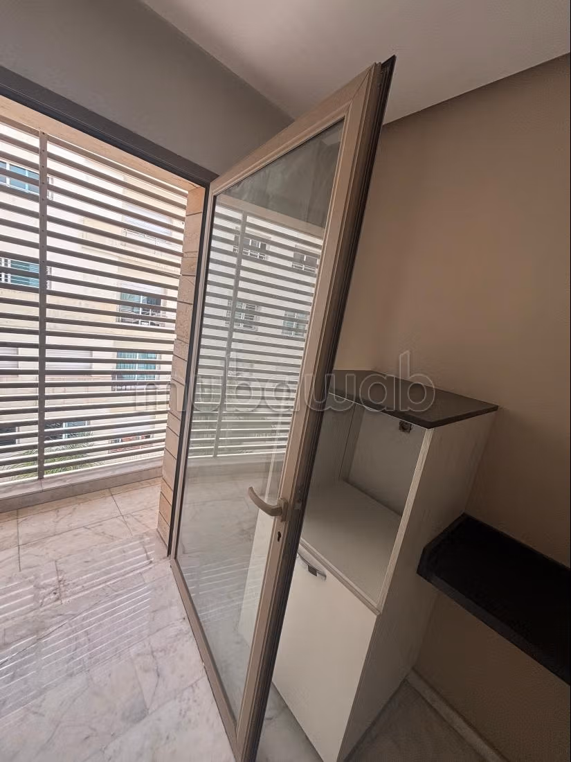 Superbe appartement à louer à Les princesses. 
2 pièces confortables