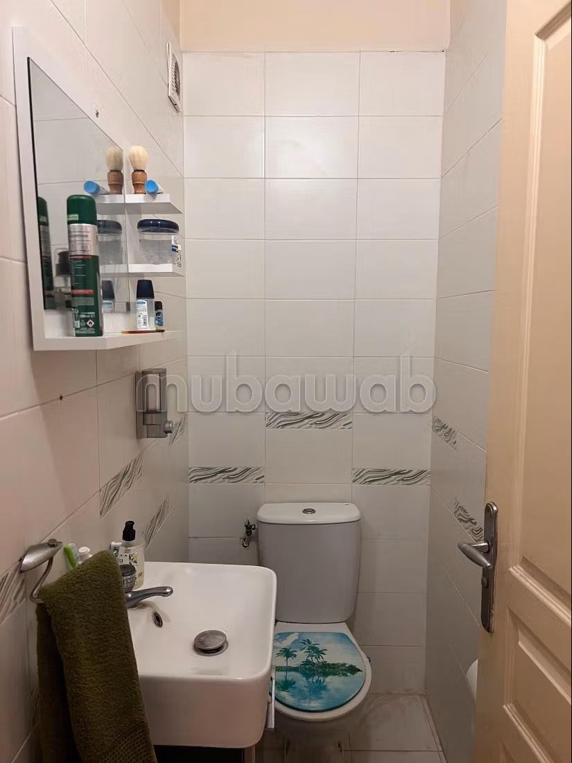 Vente d'un bel appartement à Ain Zaghouan. Surface totale 147 m². Porte sécurisée et chauffage central