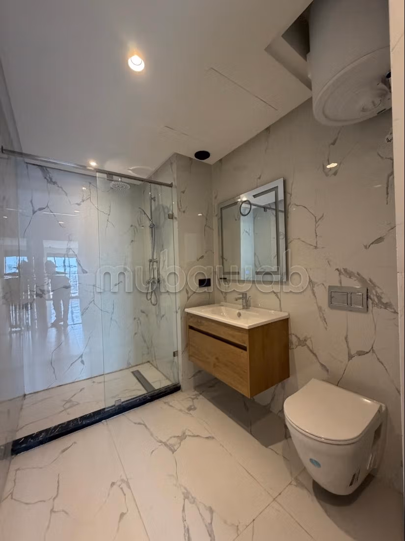 Estudio superbio en venta en las princesas con terraza