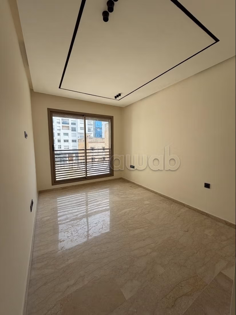 Estudio superbio en venta en las princesas con terraza
