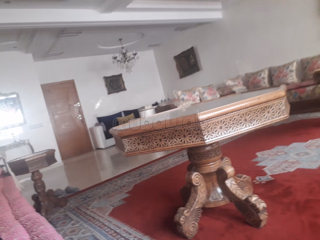 Appartement à l'achat à Hay Al Azhar. 8 pièces